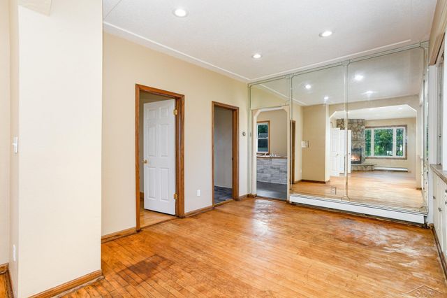 2015 S Washington Street, Saginaw, MI 48601