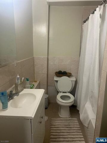 12-14 Cliff Hill Place, Newark, NJ 07106