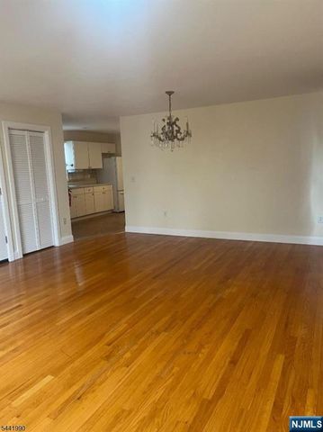 12-14 Cliff Hill Place, Newark, NJ 07106