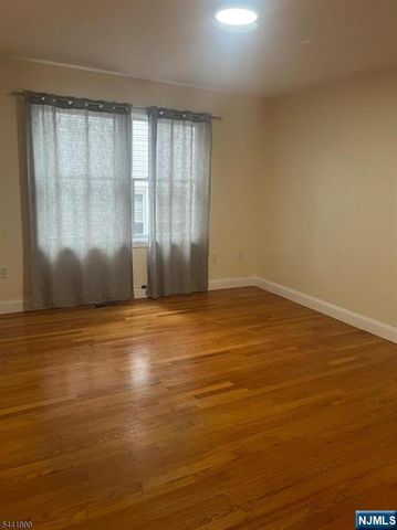 12-14 Cliff Hill Place, Newark, NJ 07106