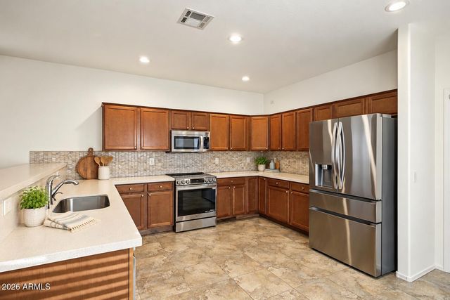 9568 W FRANK Avenue, Peoria, AZ 85382