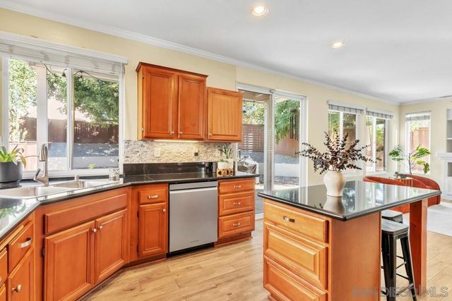 8786 Gracilior Ct, Escondido, CA 92026