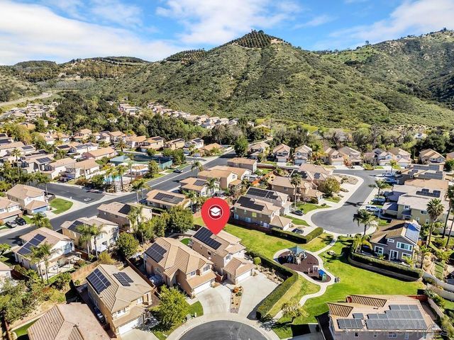 8786 Gracilior Ct, Escondido, CA 92026