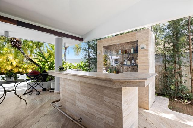 69 ROBLE, Guaynabo, PR 00966