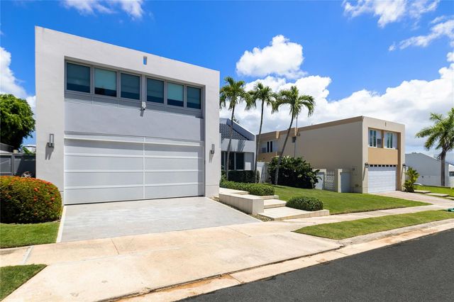 69 ROBLE, Guaynabo, PR 00966