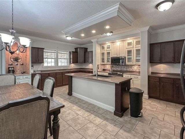 19616 Lanier Point RD, Thornton, TX 76687