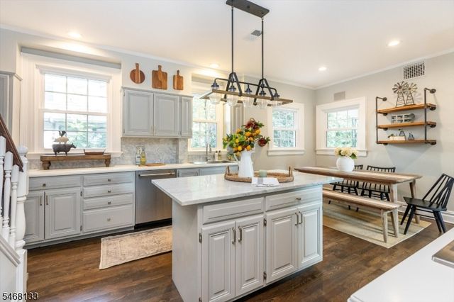 115 Forest Ave, Glen Ridge Boro Twp., NJ 07028