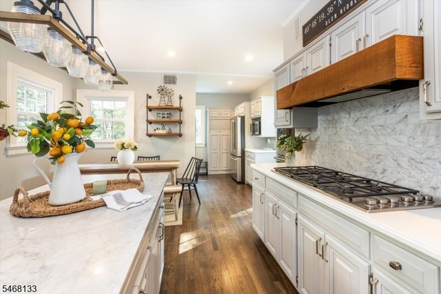 115 Forest Ave, Glen Ridge Boro Twp., NJ 07028