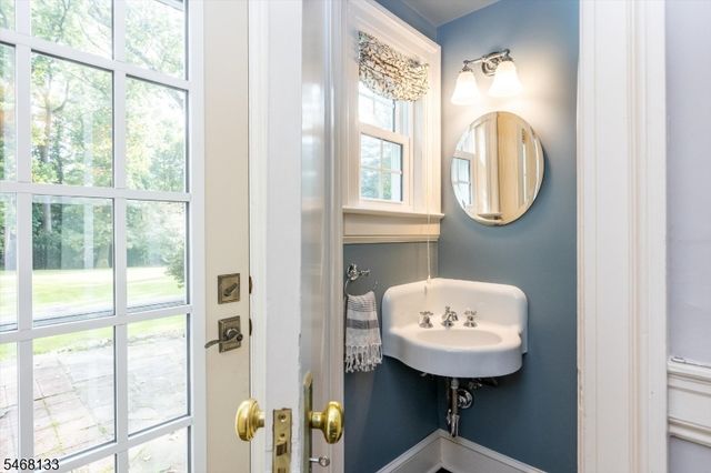 115 Forest Ave, Glen Ridge Boro Twp., NJ 07028