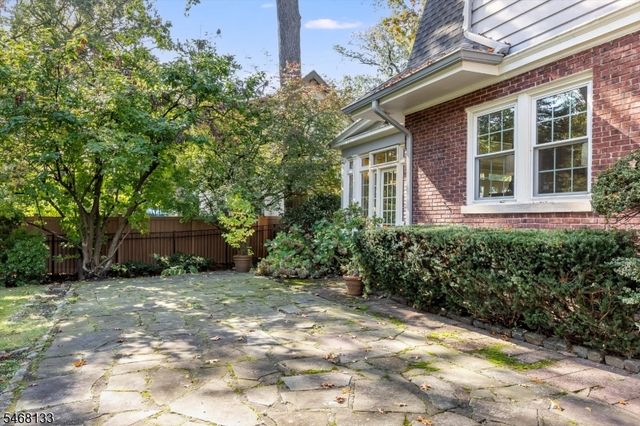 115 Forest Ave, Glen Ridge Boro Twp., NJ 07028