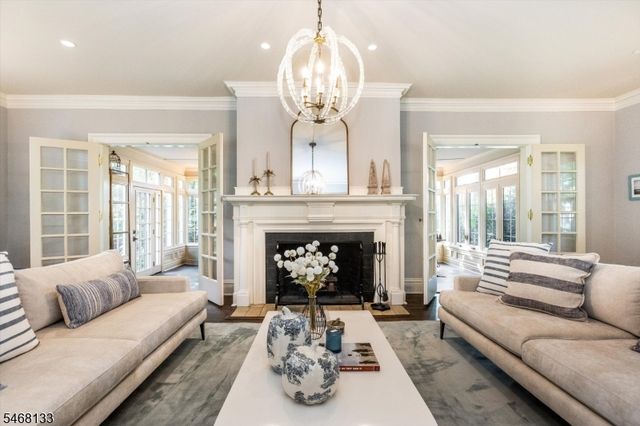 115 Forest Ave, Glen Ridge Boro Twp., NJ 07028