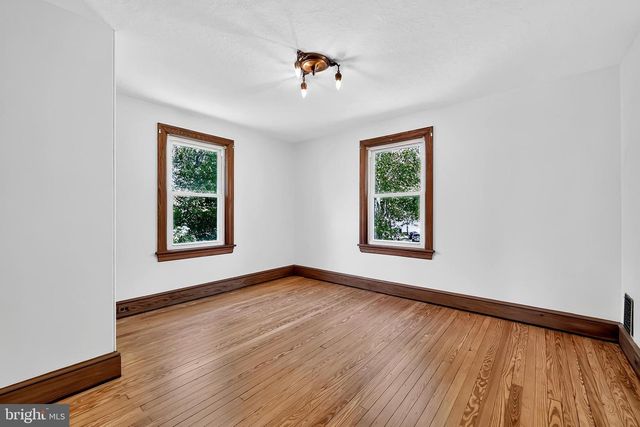 809 GARFIELD AVE, Palmyra, NJ 08065