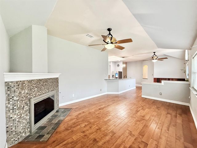 10123 Andre Drive, Irving, TX 75063