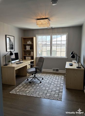 66 Middle Road, Eastchester, NY 10709