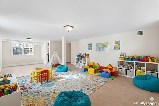 66 Middle Road, Eastchester, NY 10709