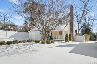 66 Middle Road, Eastchester, NY 10709