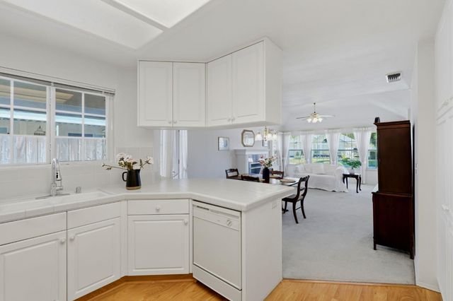 1646 E Morningstar Lane, Fresno, CA 93720
