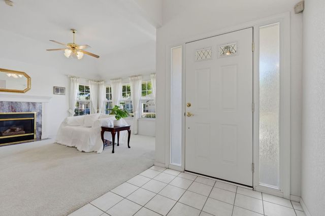 1646 E Morningstar Lane, Fresno, CA 93720