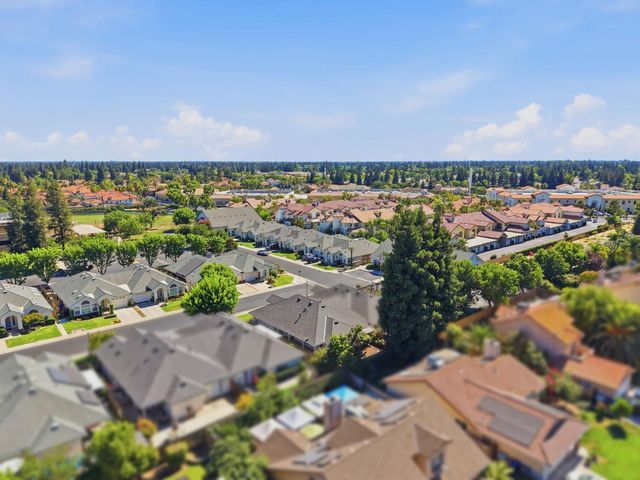1646 E Morningstar Lane, Fresno, CA 93720