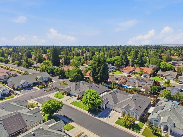 1646 E Morningstar Lane, Fresno, CA 93720