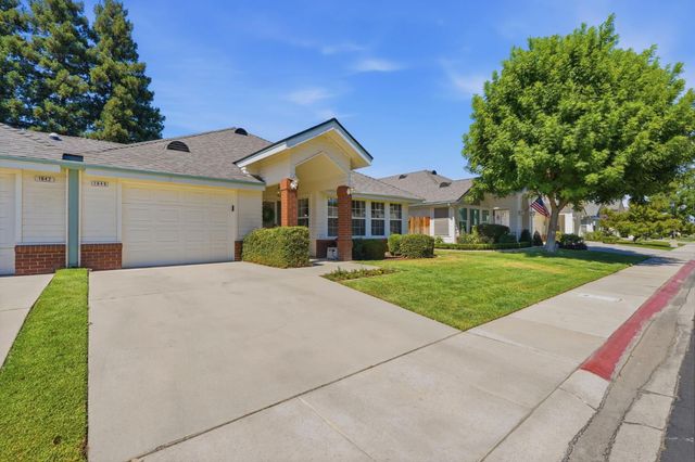 1646 E Morningstar Lane, Fresno, CA 93720