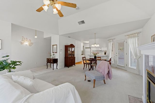 1646 E Morningstar Lane, Fresno, CA 93720