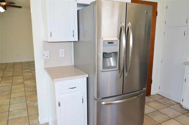 1404 Rob LN, Copperas Cove, TX 76522