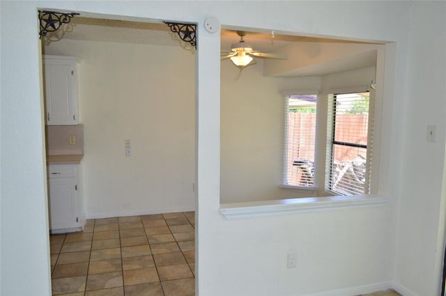 1404 Rob LN, Copperas Cove, TX 76522
