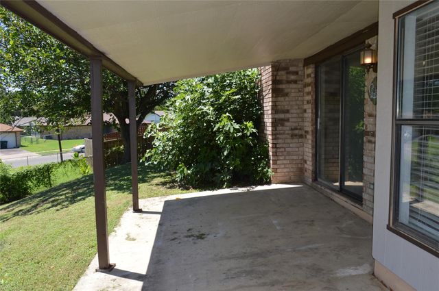 1404 Rob LN, Copperas Cove, TX 76522