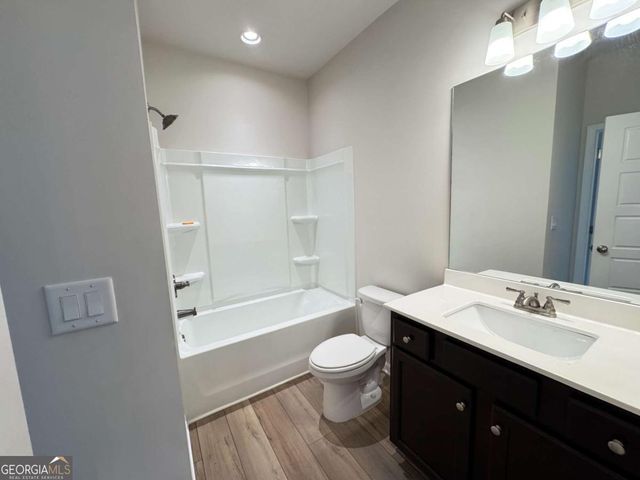 1572 Dover Creek Lane, Lawrenceville, GA 30045