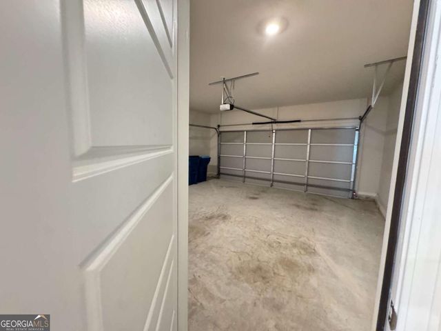 1572 Dover Creek Lane, Lawrenceville, GA 30045