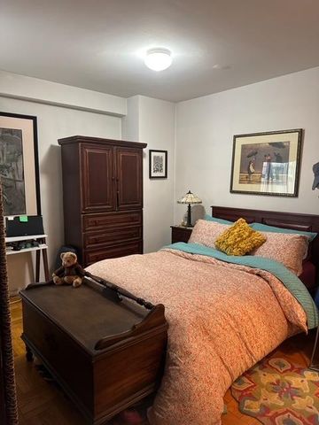 411 E 53rd St Apt 1D, New York City, NY 10022