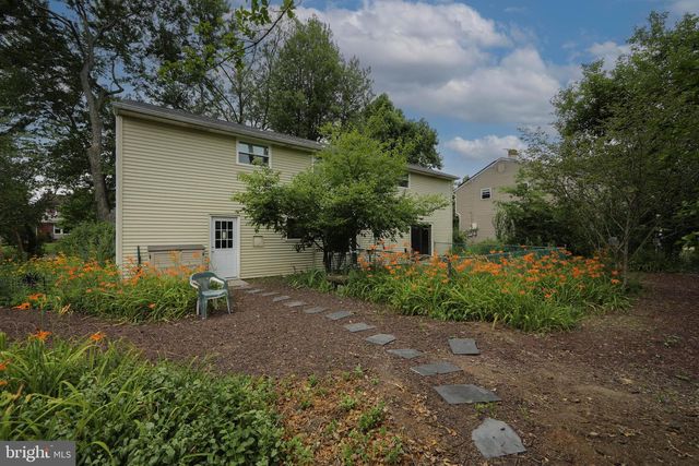 18 LANTERN LN, Cherry Hill, NJ 08002