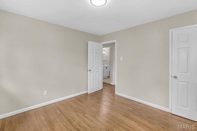 3368 Suncrest Avenue, St Louis, MO 63114