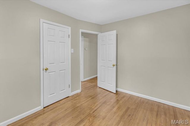 3368 Suncrest Avenue, St Louis, MO 63114