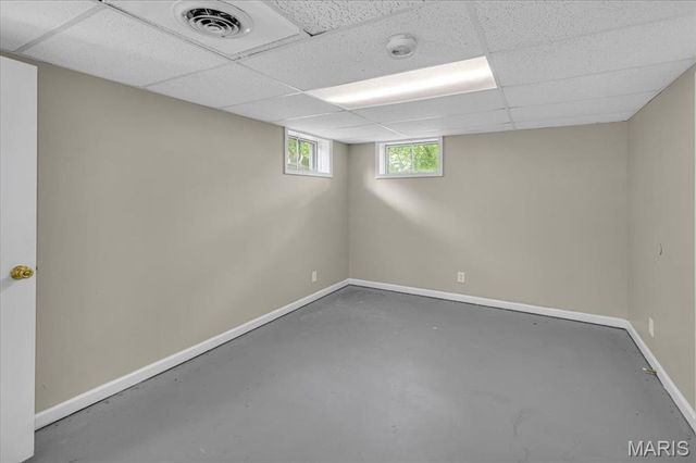 3368 Suncrest Avenue, St Louis, MO 63114