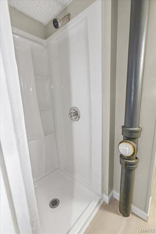 3368 Suncrest Avenue, St Louis, MO 63114