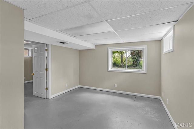 3368 Suncrest Avenue, St Louis, MO 63114