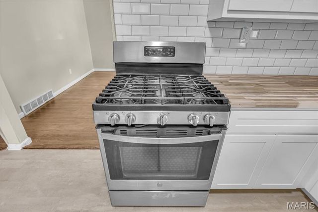 3368 Suncrest Avenue, St Louis, MO 63114