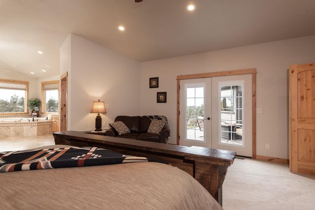 4101 NW 21st Street, Redmond, OR 97756