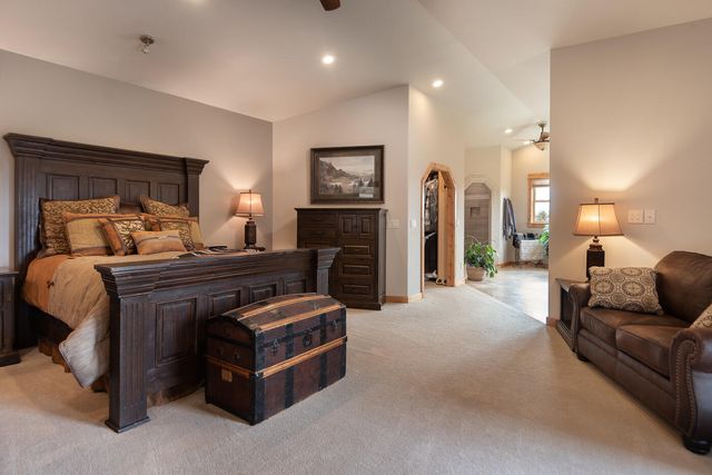 4101 NW 21st Street, Redmond, OR 97756