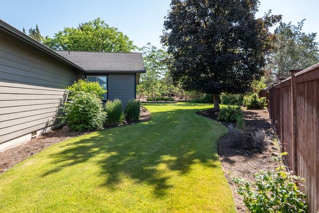 4101 NW 21st Street, Redmond, OR 97756