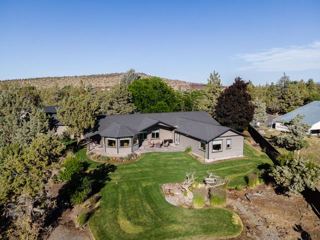 4101 NW 21st Street, Redmond, OR 97756