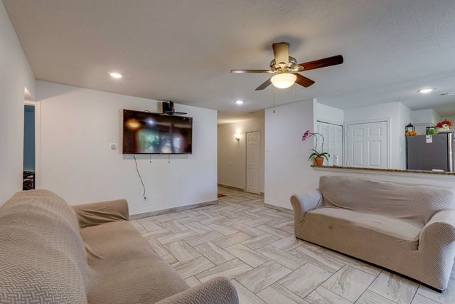 226 Springbranch Drive, Garland, TX 75043