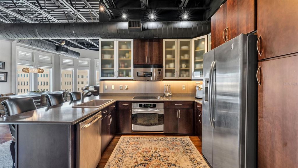 Image 26 of property listing at 125 N KENTUCKY AVENUE 501 & 503, Lakeland, FL 33801