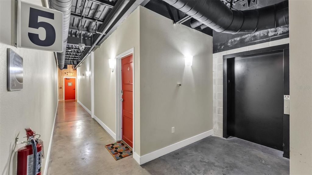 Image 4 of property listing at 125 N KENTUCKY AVENUE 501 & 503, Lakeland, FL 33801