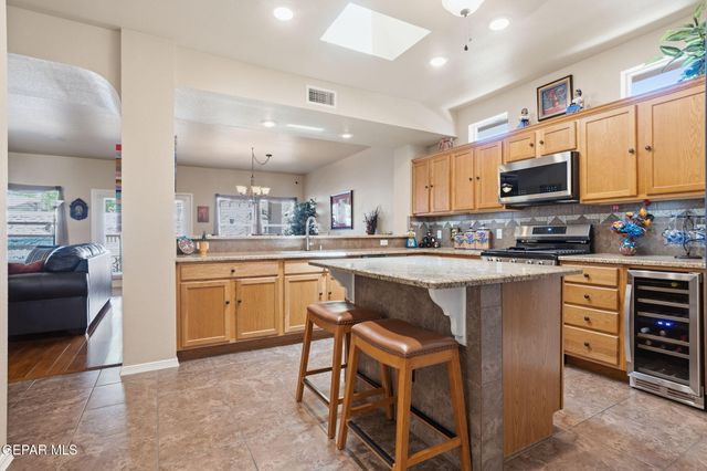 7347 BLACK MESA Drive, El Paso, TX 79911