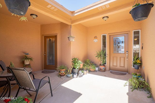 7347 BLACK MESA Drive, El Paso, TX 79911