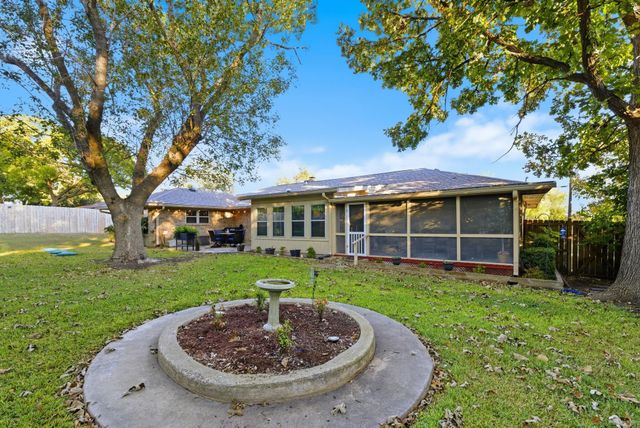 118 Timber Ln Lane, Kerrville, TX 78028