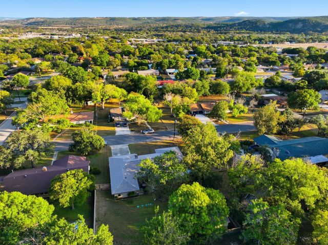 118 Timber Ln Lane, Kerrville, TX 78028